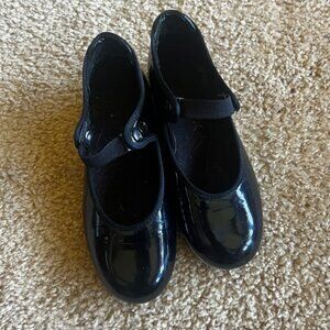 Capezio 12M Faux Patent Leather Tap Shoes Mary Jane style